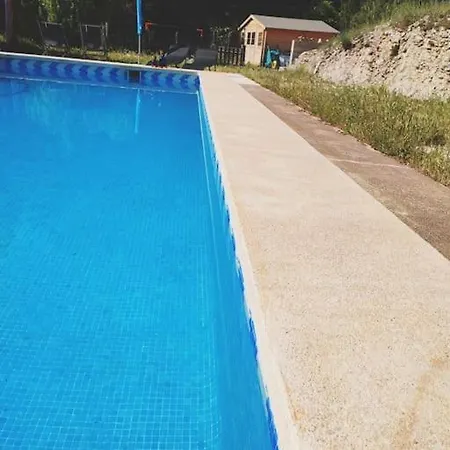 With Pool In The Mountains. Σπίτι διακοπών *